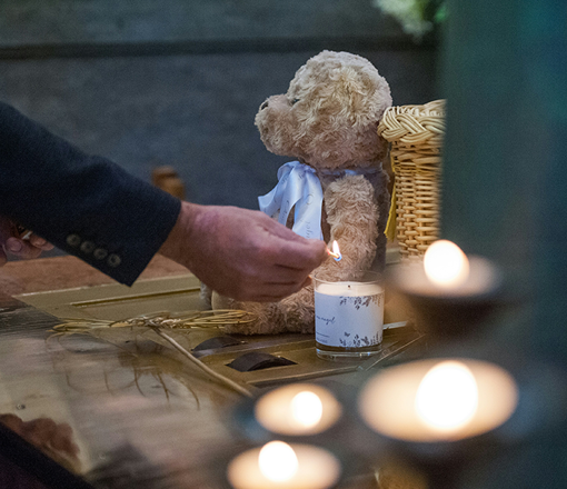 Wat is een kinderuitvaart en hoe kan Lingese Uitvaartzorg deze uitvaart vormgeven